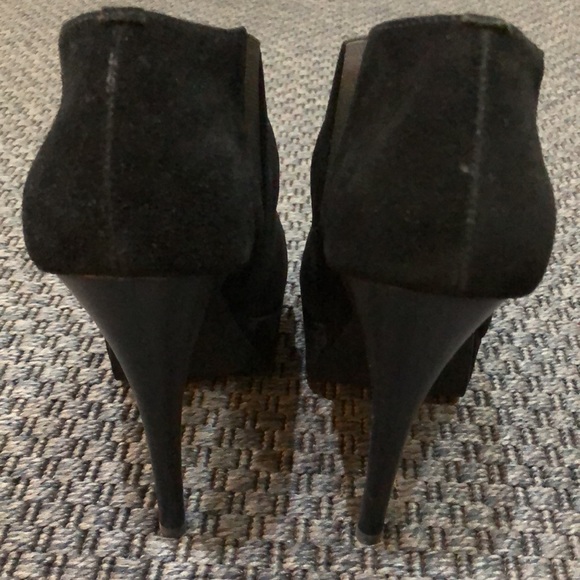 Kelsi Dagger * Black Suede Platform Heels * 9.5 - Picture 3 of 5